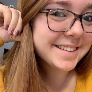 Meet your Posher, Tiffany